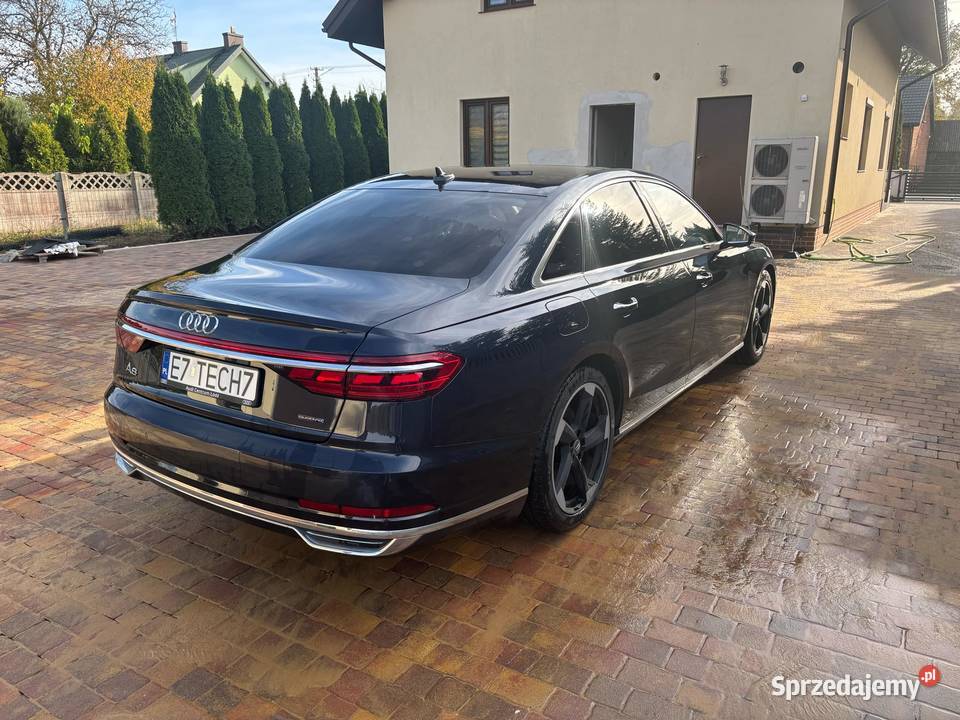 Audi A8 bogata wersja niski przebieg PEŁNA Bełchatów
