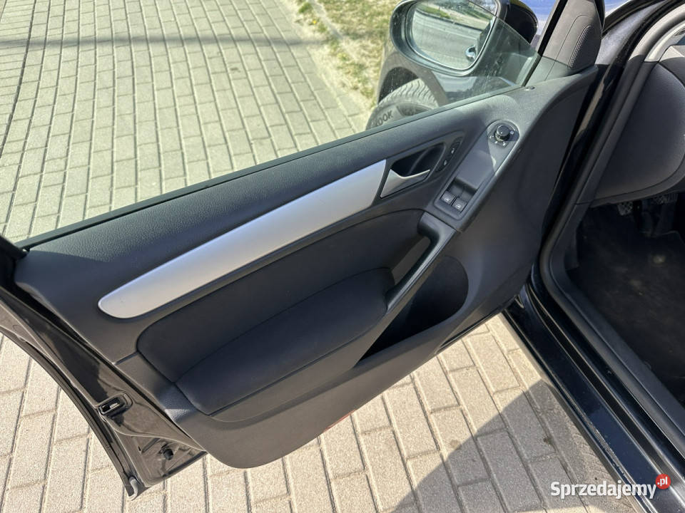 Volkswagen Golf TDI nawigacja czujniki przód i lakier metallic pomorskie Wejherowo