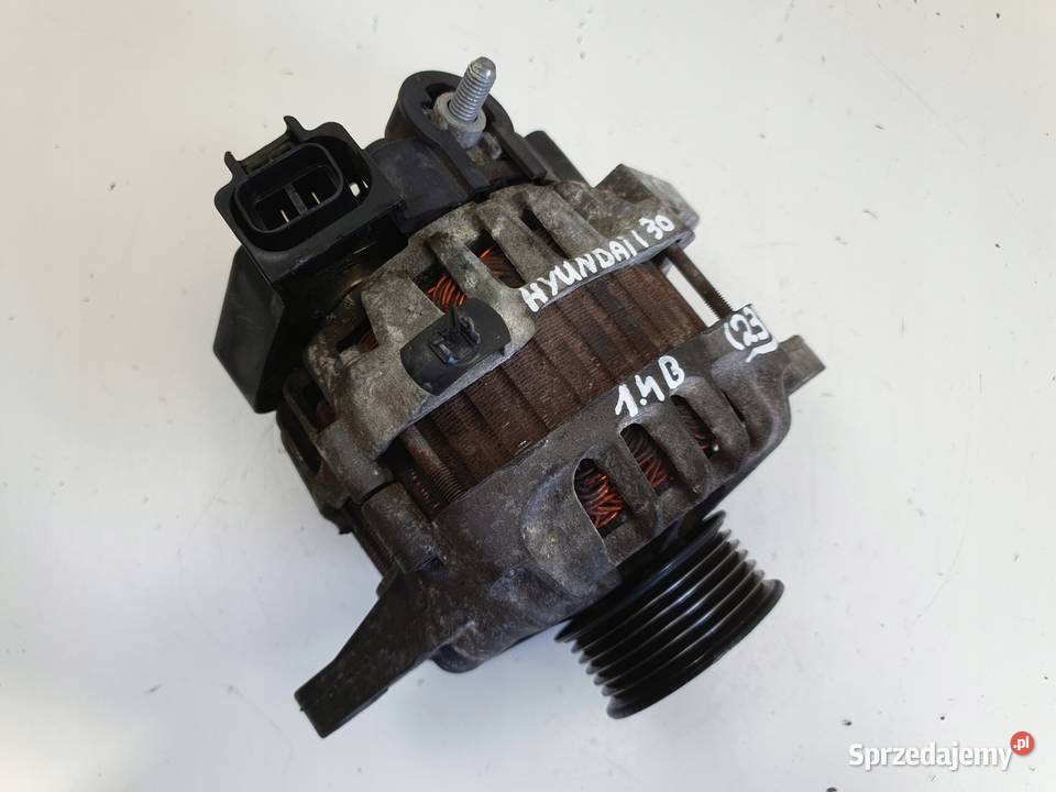 Hyundai i30 14 16V ALTERNATOR 90A 2655447 valeo Janów