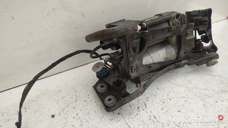 BMW 5 7 F11 F07 KOMPRESOR ZAWIESZENIA osobowe świętokrzyskie Włoszczowa
