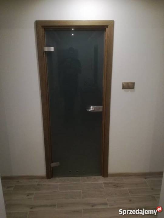 KoMpLeKsOwE UsŁuGi SzKlArSkIe Nowy Sącz