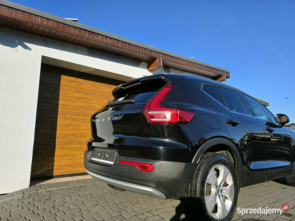 Volvo XC 40 serwis ASO automat 4x4 hak SUV