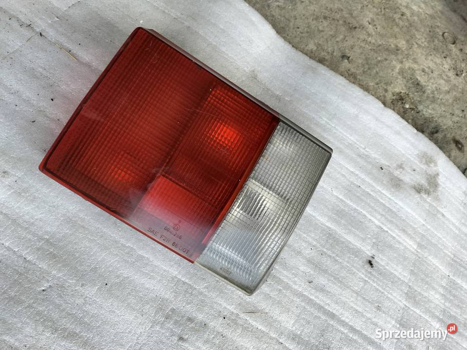 AUDI 80 B3 B 3 LAMPA TYŁ TYLNA KLAPA lubelskie Kamień-Kolonia