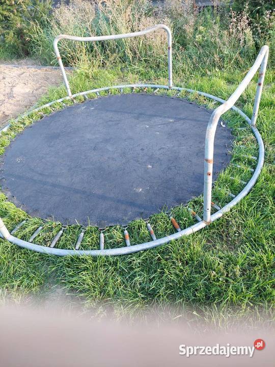 Trampolina w kreatywne ręce Mrocza