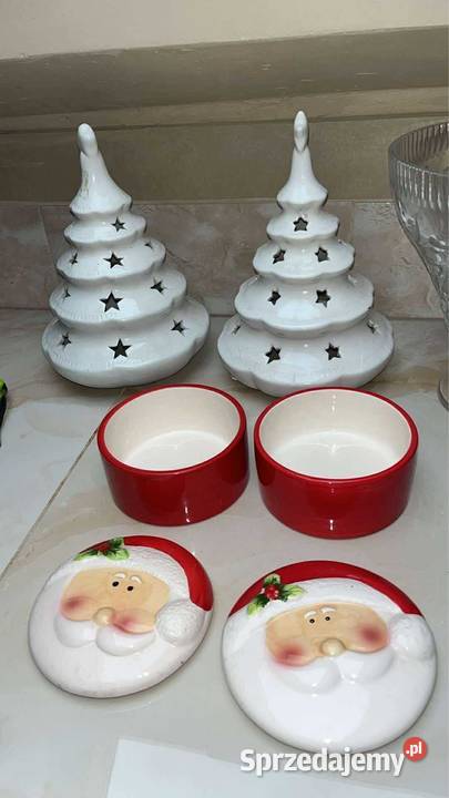 Choinka z dziurkami w kształcie gwiazdek Lampki Gdańsk