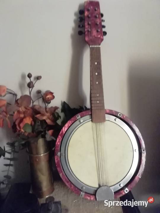 Stare instrumenty muzyczne z lat 40 tych Kraków