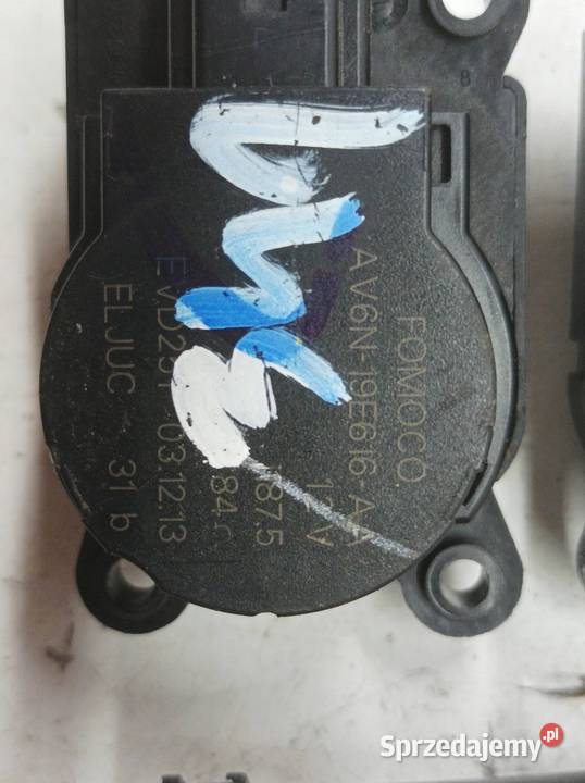 SILNICZEK NAGRZEWNICY KPL 3 AV6N19E616AA Ford