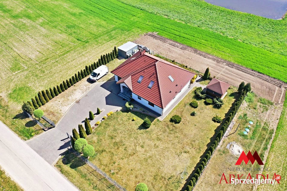 Dom Kowal 3064m2 306.4m2