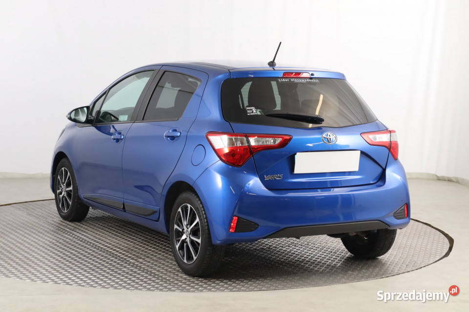 Toyota Yaris 15 Dual VVTi Hatchback Zabrze