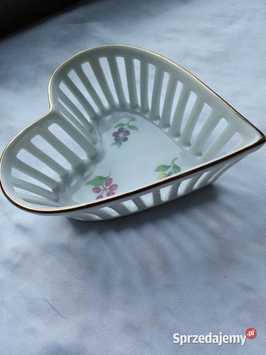 Paterka ażurowa w kształcie serca Prusim sprzedam