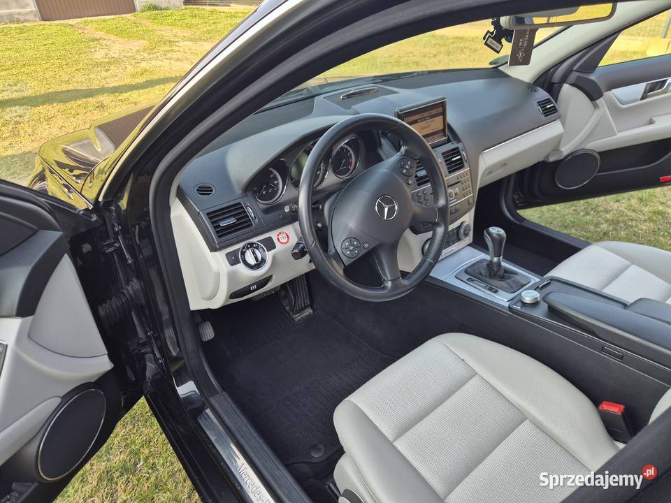 2010 MercedesBenz w204 Opoczno