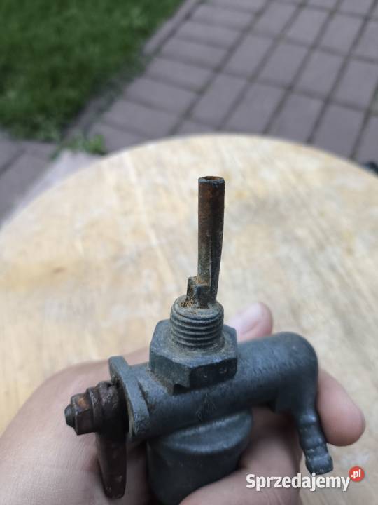 Kranik paliwa KP15 Iż K750 M72 Dniepr Ural Kock