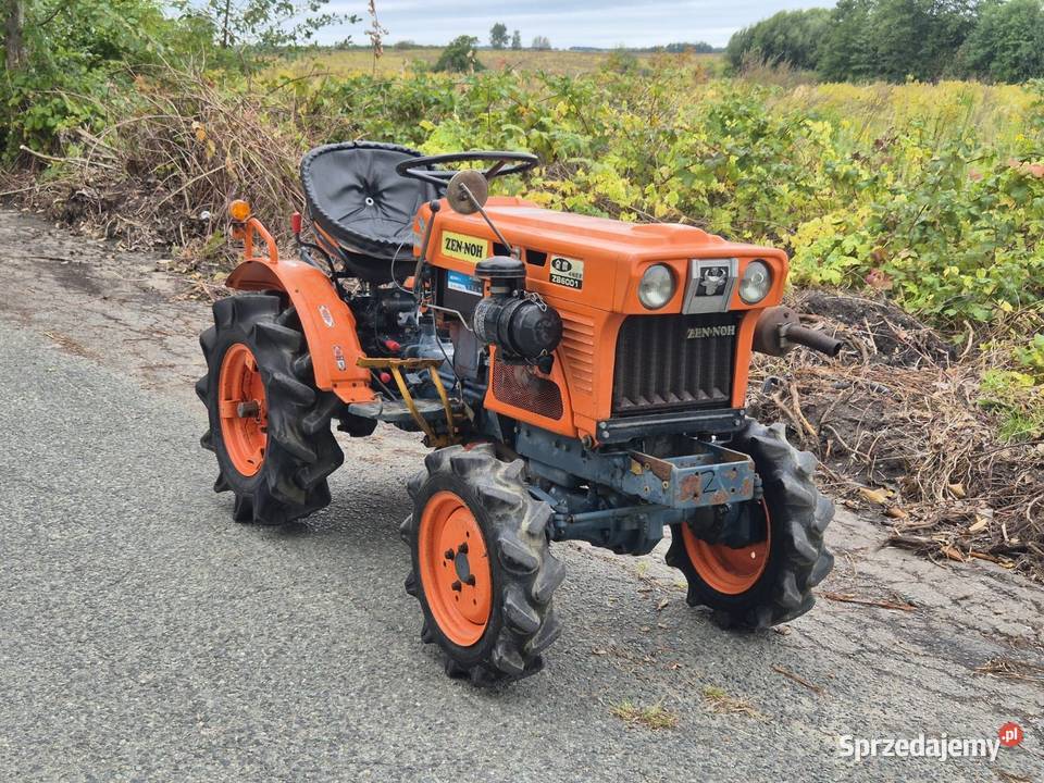 Traktorek traktor KUBOTA ZB6001 12 44 Małuszyn sprzedam
