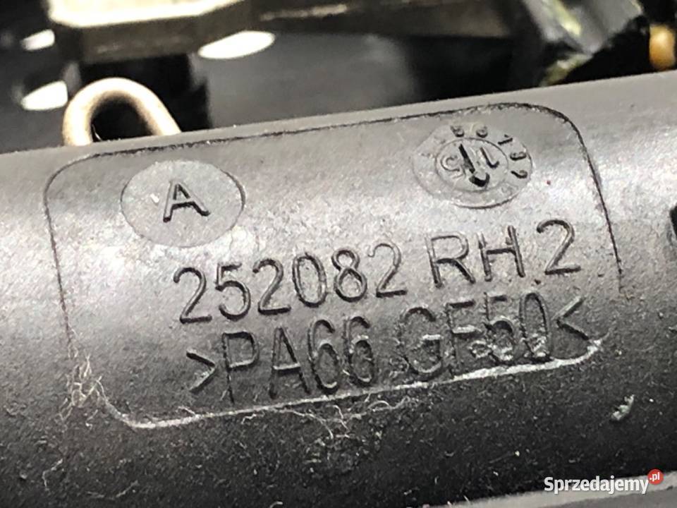 KLAMKA ZEWNĘTRZNA PRAWY TYŁ AUDI A4 B9 Kombi