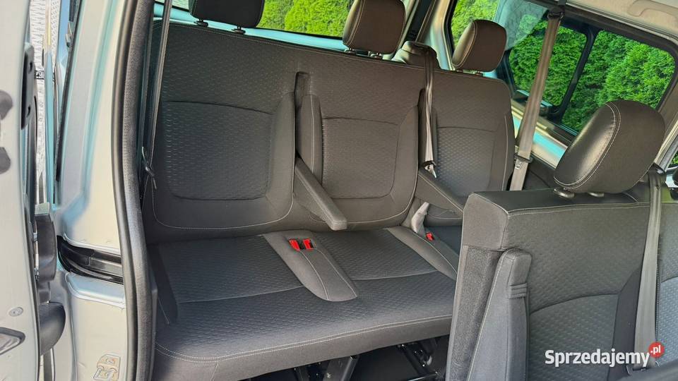 Opel Vivaro LONG 9osobowy Serwisowany STAN Opatów
