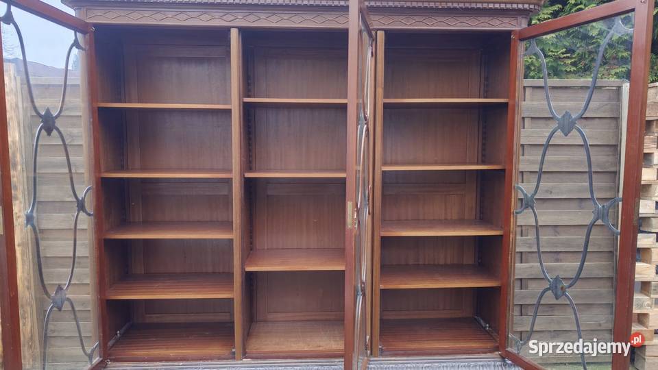 Kredens serwantka witryna chippendale rzeźbienia Warszawa sprzedam