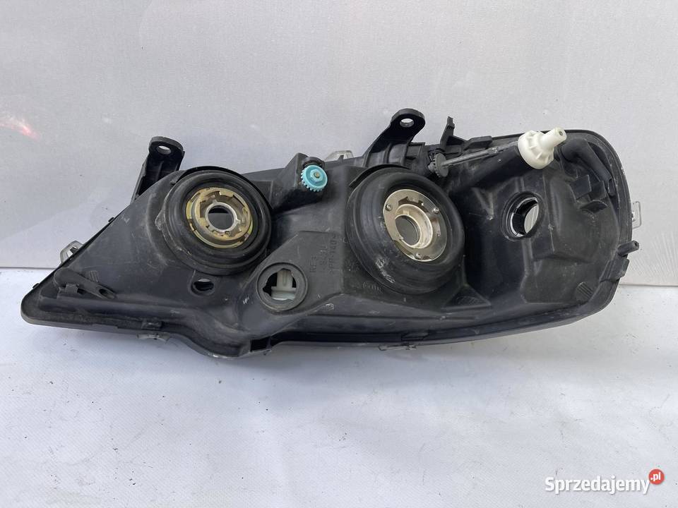 OPEL ASTRA 2 PRAWA LAMPA PRZÓD Ostroróg sprzedam