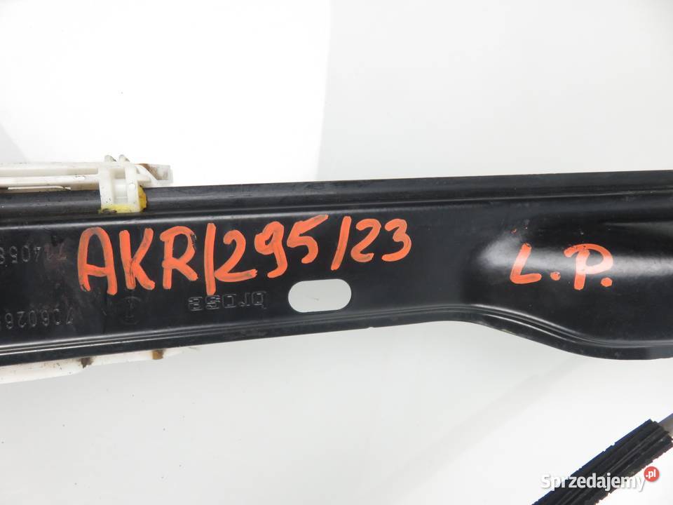 PODNOŚNIK SZYBY LEWY BMW 3 E90 7060265S 7140587E