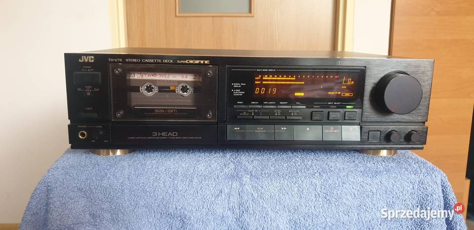 Magnetofon JVC TDV711