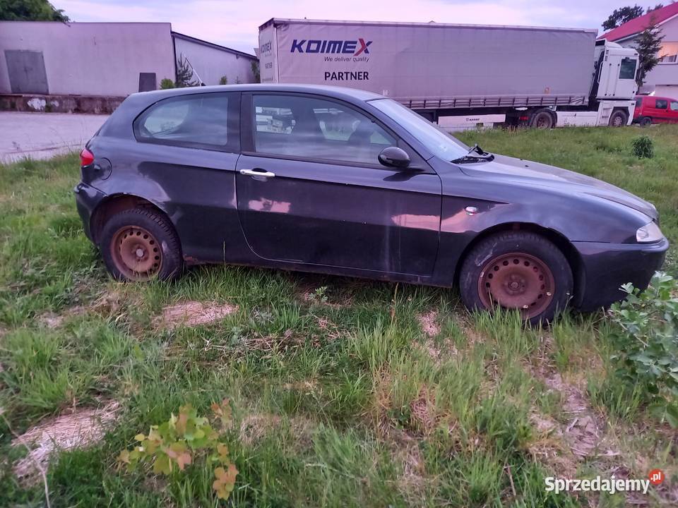Alfa Romeo 147 19 diesel cała na części Gdynia sprzedam