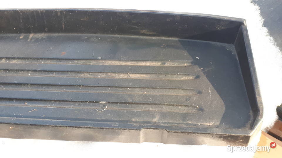 Zastava 1100 tylna półka plastikowa Gliwice