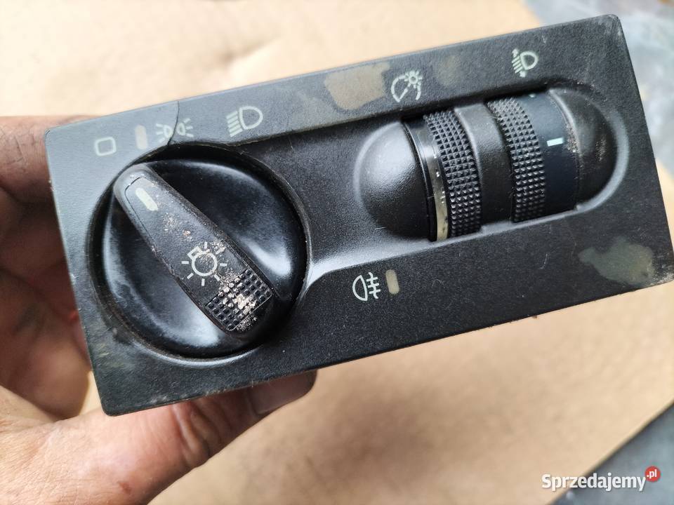 Volkswagen 1H6941531N PRZEŁĄCZNIK WŁĄCZNIK Kamień-Kolonia sprzedam