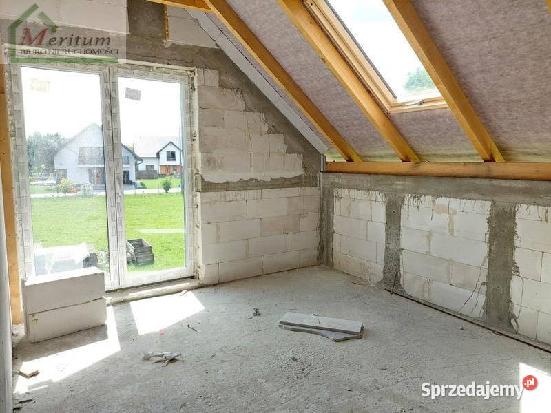 sprzedaży domu wolnostojącego 22243m2 Krosno 222.43m2