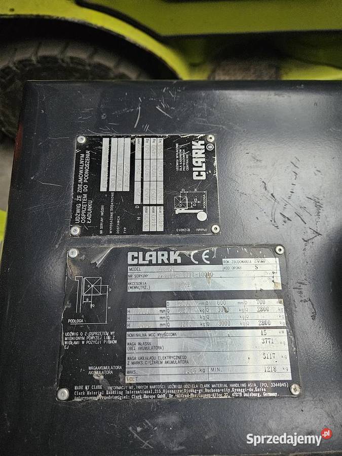 Elektryczny wózek widłowy Clark EPX32i udźwig Jelcz-Laskowice