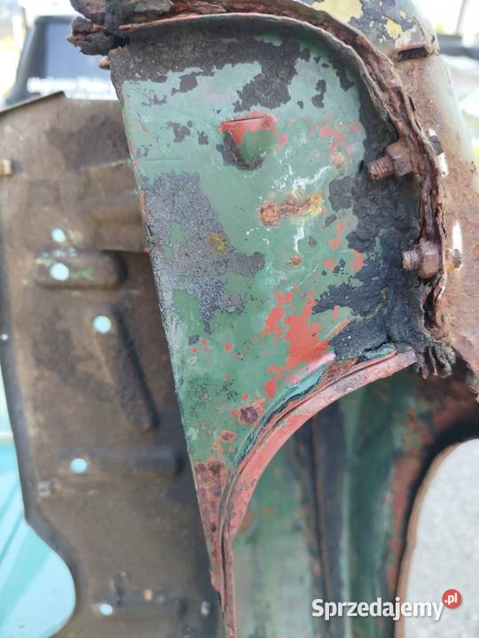Fiat 126p nadkole wewnętrzne tył