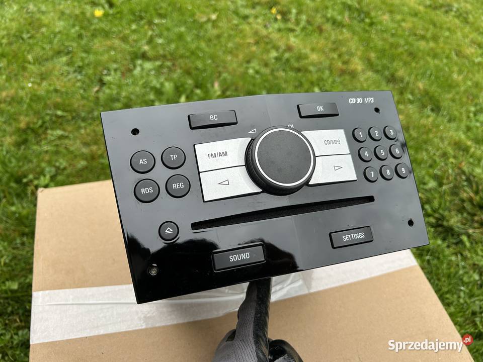 Radio CD30 MP3 Opel piano wyświetlacz BID Pozostałe Tłuszcz