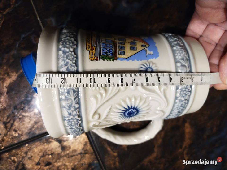 Bogato tłoczony kufel do piwa z Bawarii śląskie