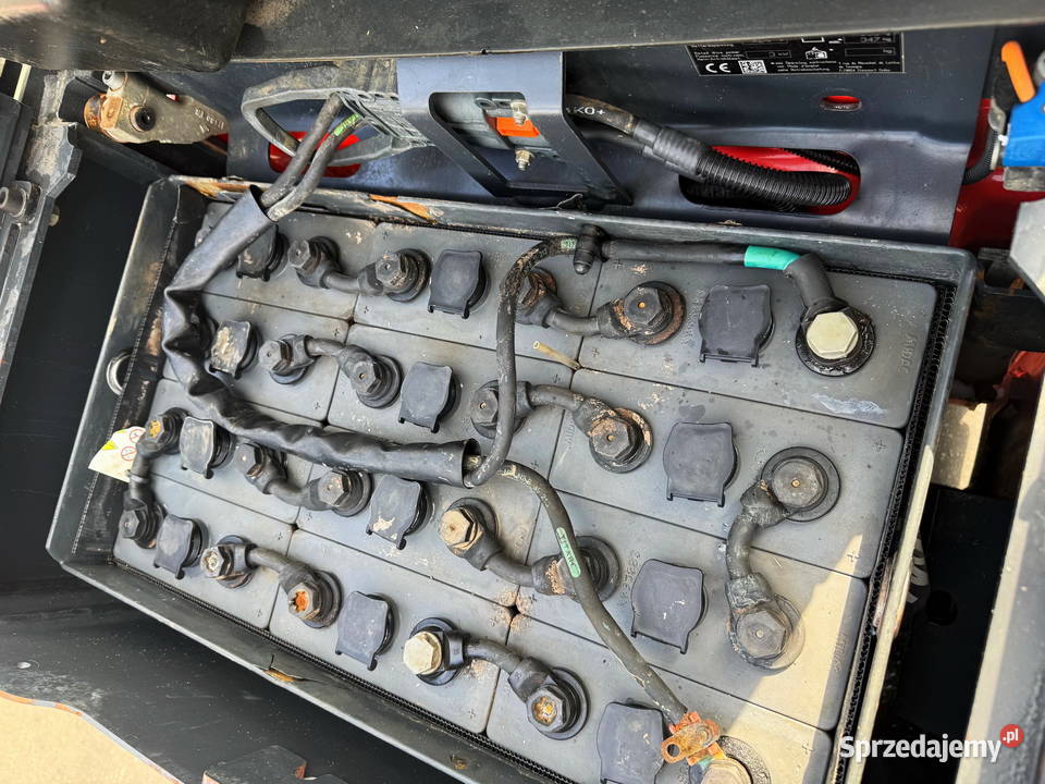 paleciak elektryczny długi 240 LINDE N25HP 2020 Działoszyn