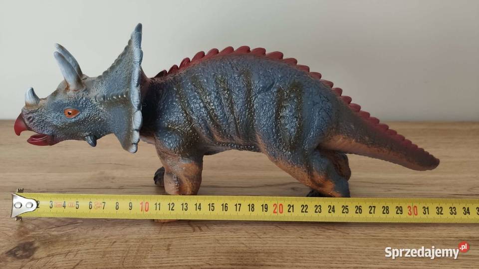 Duży Dinozaur Ryczy Triceratops Figurka Gumowa z Mogilany