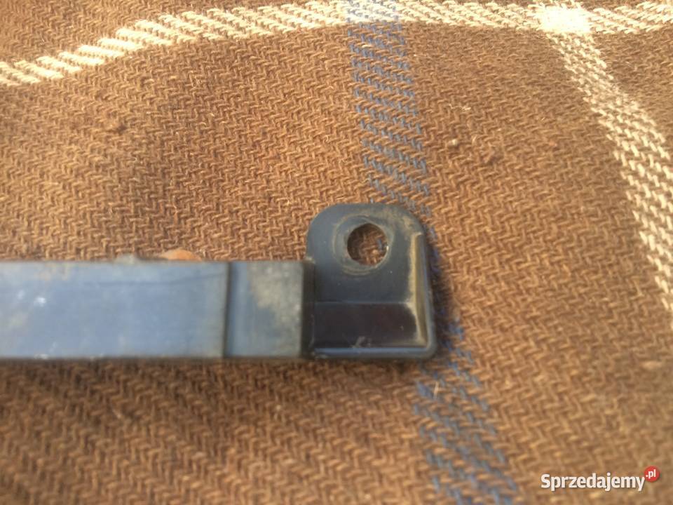 Listwa górna Fiat 125p atrapy grill bumerang FSO osobowe Części samochodowe