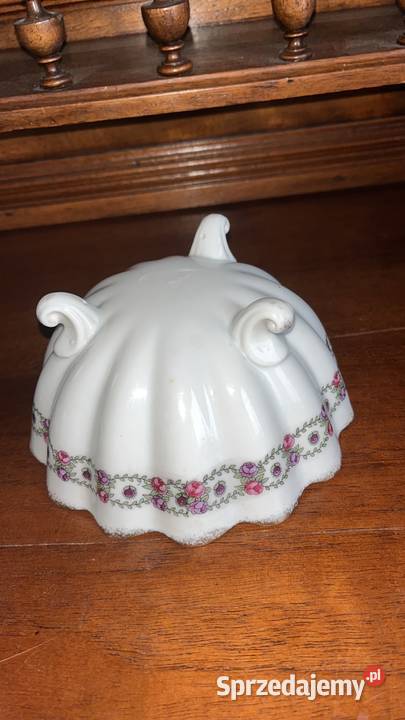 Patera na 3 nóżkach Bez sygnatury Porcelana i szkło