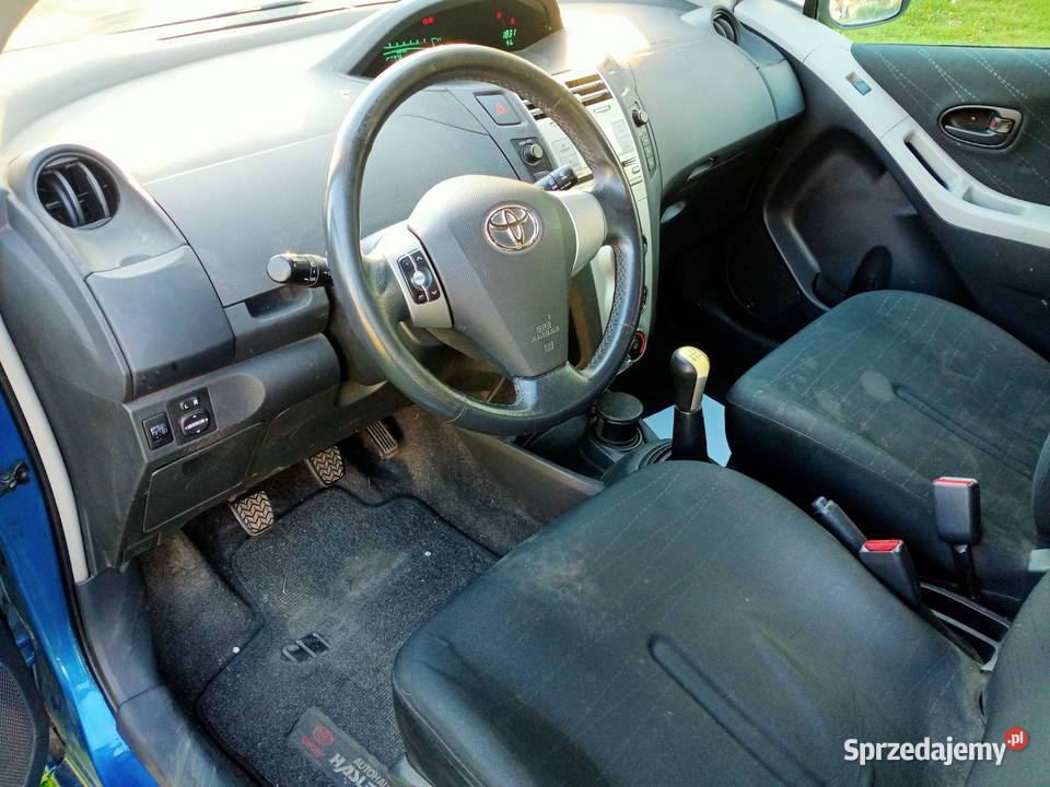 TOYOTA YARIS 13i klima Kielce
