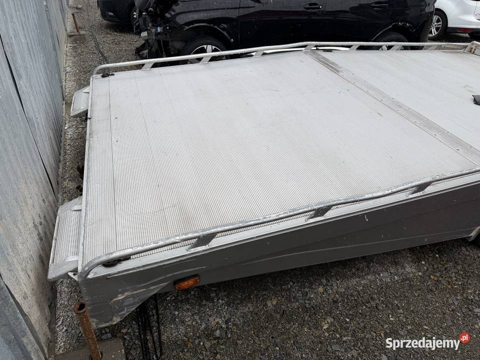 IVECO DAILY 30 180 Laweta 2008r Lift Sprawna 2998cm3 Prudnik