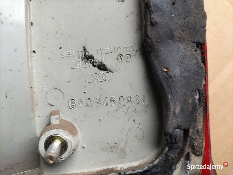 AUDI 80 B4 80B4 SEDAN LAMPA TYŁ TYLNA LEWA KLAPY Oświetlenie Kamień-Kolonia