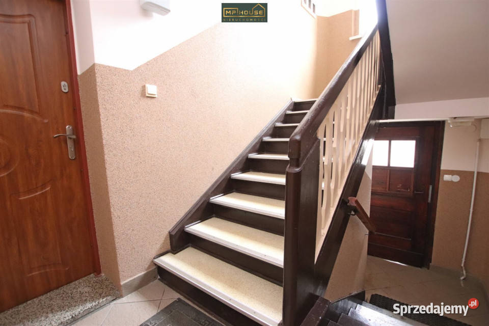 sprzedaży mieszkania Wałbrzych 748m2 3 pokoje