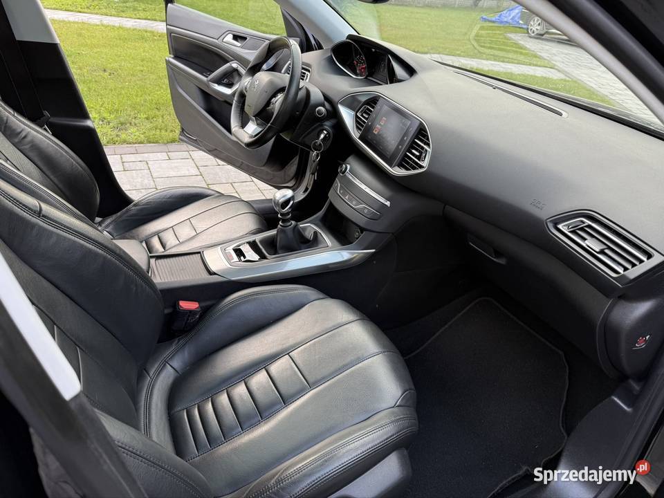 Peugeot 308 BlueHDi 130 Allure Pack Skarżysko-Kamienna