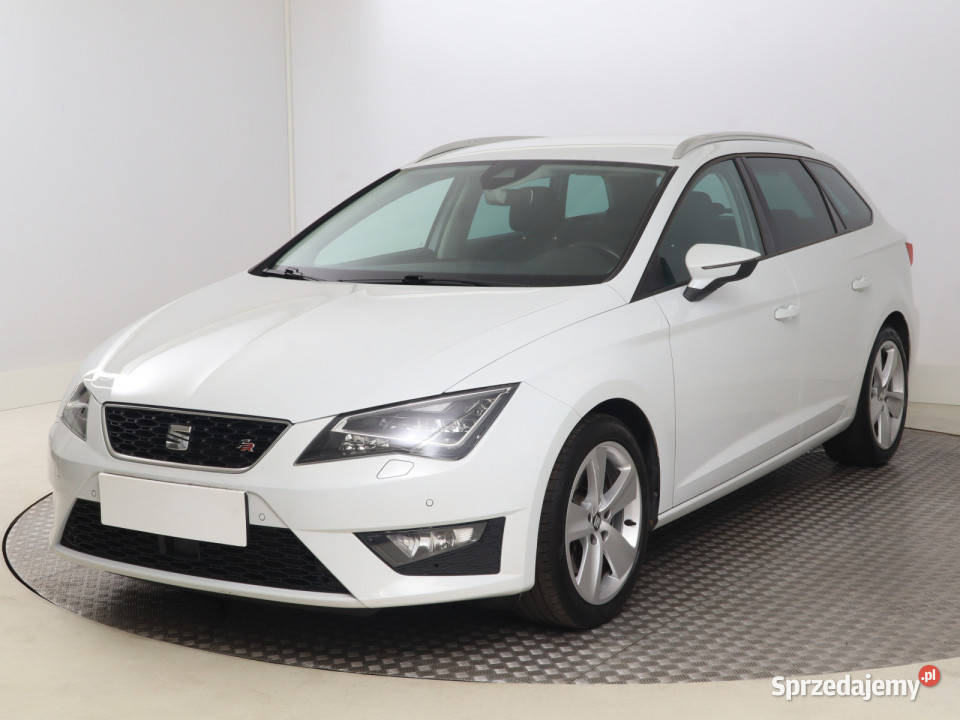 Seat Leon 18 TSI asystent pasa ruchu Bielany Wrocławskie