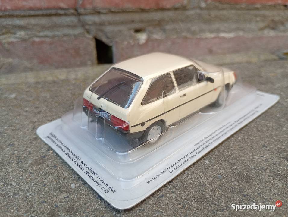 ZAZ 1102 TAVRIA model kolekcja 143 kultowe auta sprzedam