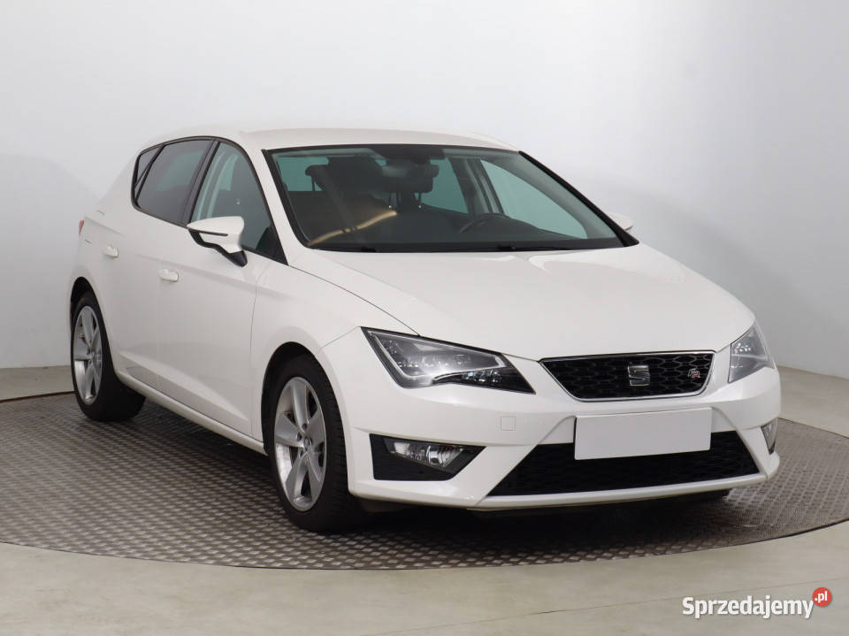 Seat Leon 14 TSI światła przeciwmgielne Bielany Wrocławskie