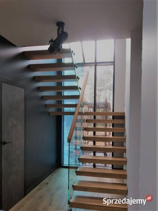 Konstrukcja schodów półkowych na wymiar Tczew