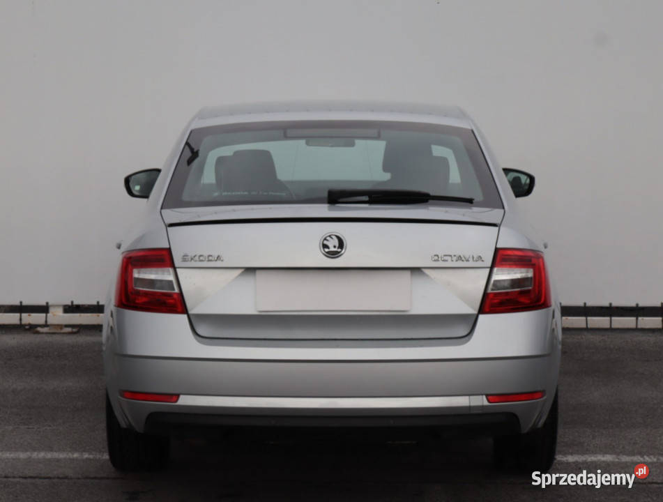 Skoda Octavia 15 TSI światła przeciwmgielne Lublin