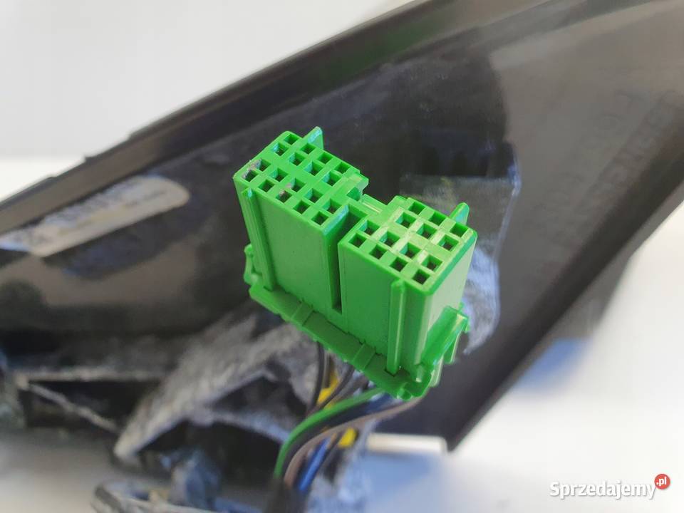 PRAWE LUSTERKO Volvo V40 II 1219r PASAŻERA 8 pin Lusterka zewnętrzne Chełm