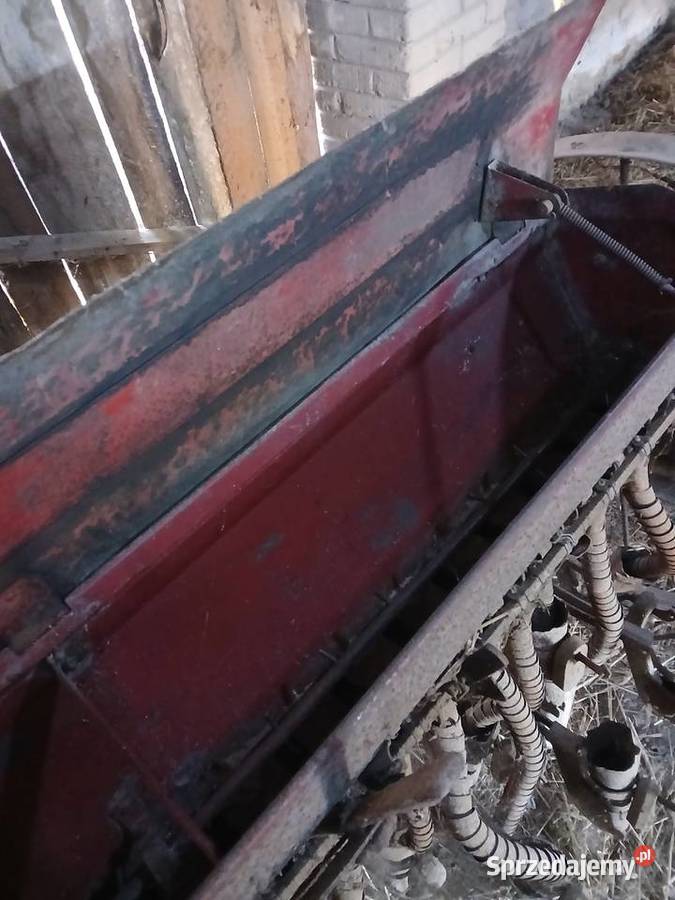 Siewnik stary typ Masywny PRL Siewniki i sadzarki Moszyny sprzedam