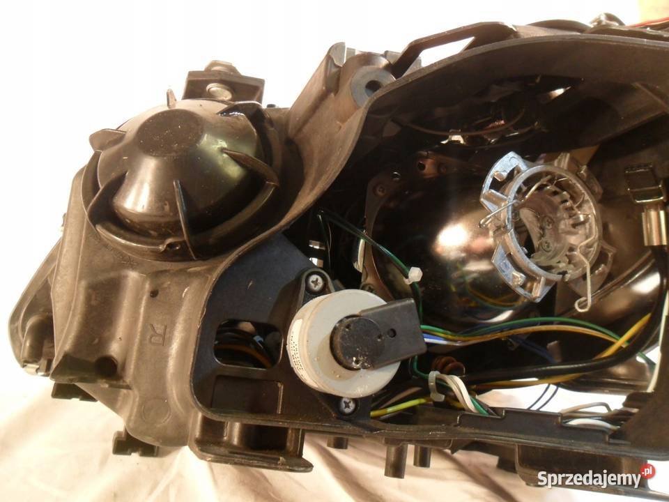 BMW E60 E61 Reflektor prawy przedni lampa prawa Części samochodowe Nowy Tomyśl