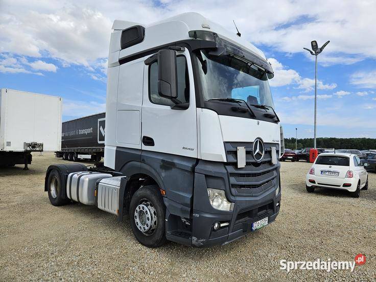 MERCEDESBENZ ACTROS 1851 LS Warszawa
