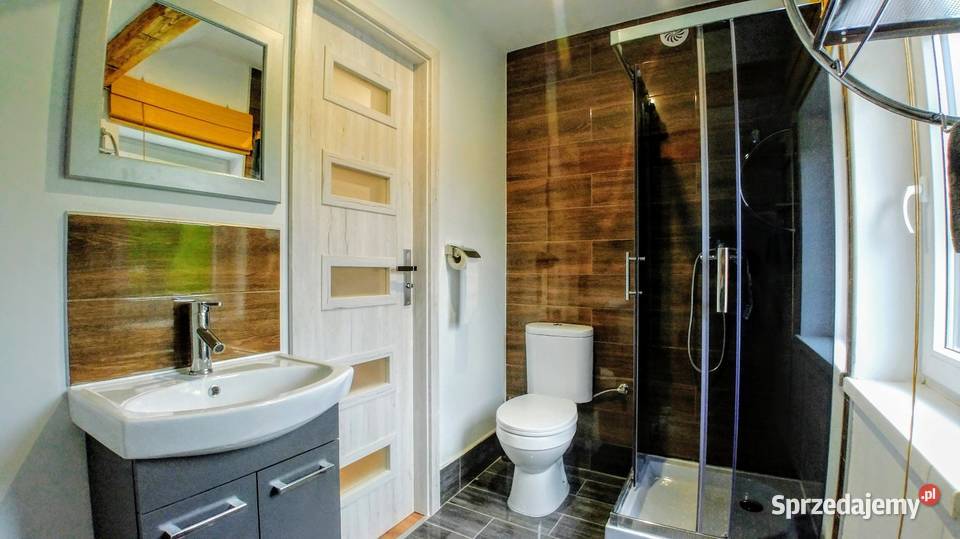 Apartamenty i Pokoje Przystani Sromowce Niżne
